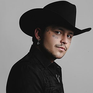 Christian Nodal contratacion